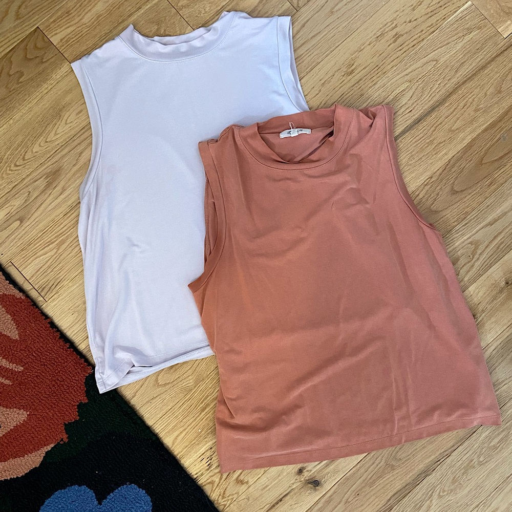 Set of two Madewell modal tanks